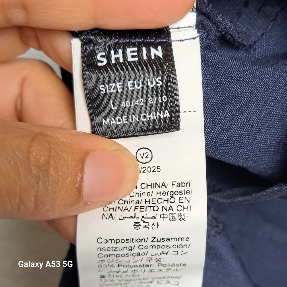 SHEIN Dark Blue Sleeveless Vest with Buttons